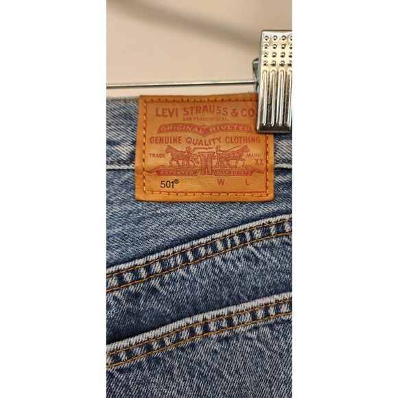 Levi's® Premium 501® ORIGINAL‎ CROPPED WOMEN'S JEANS Size 25 - Picture 9 of 10